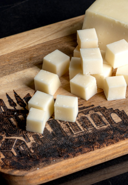 Τυρί γραβιέρα σε φέτες